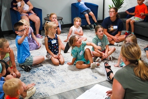 VBS_kids_on_floor